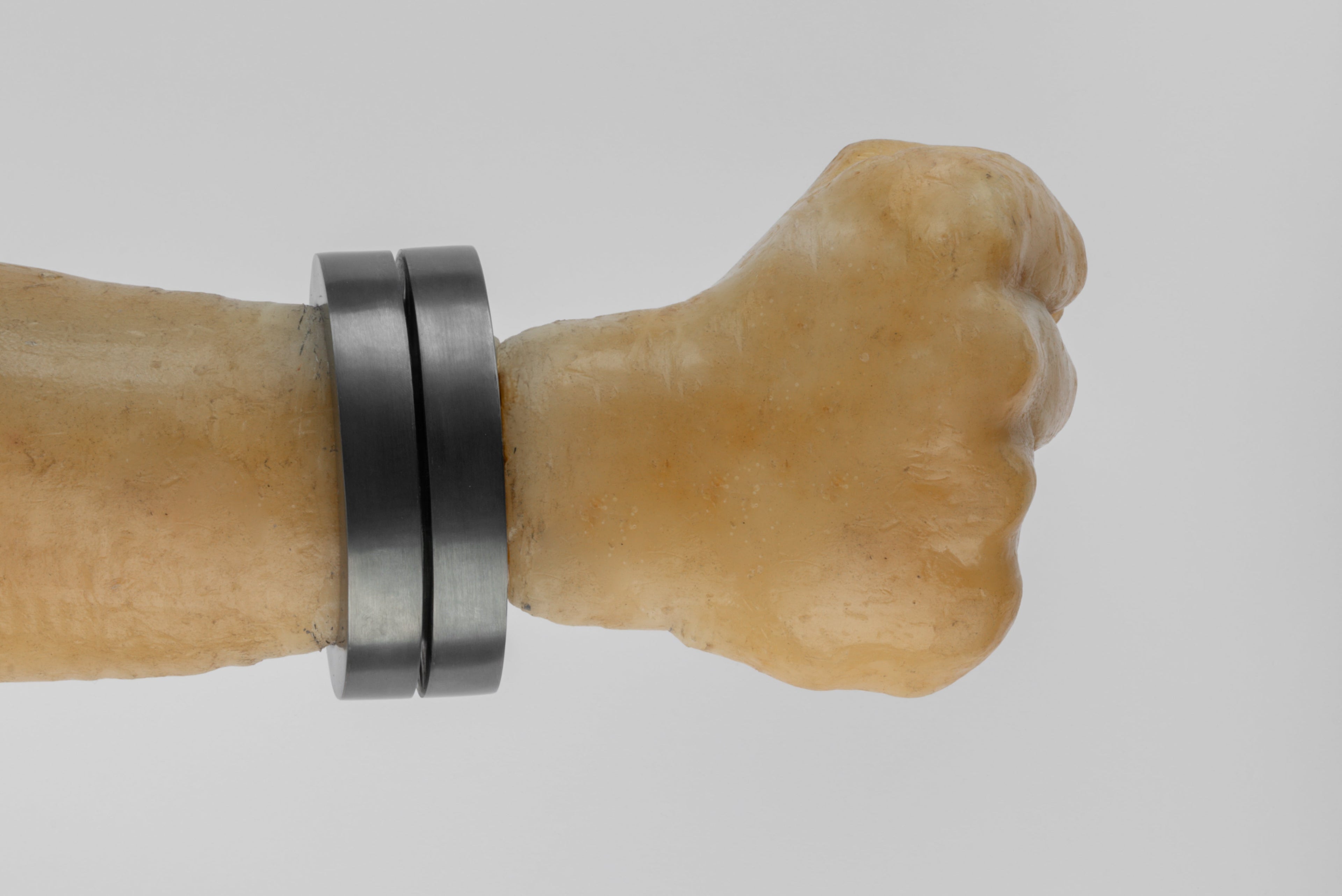 Crescent Crevice Bracelet v2 (30mm, KA)