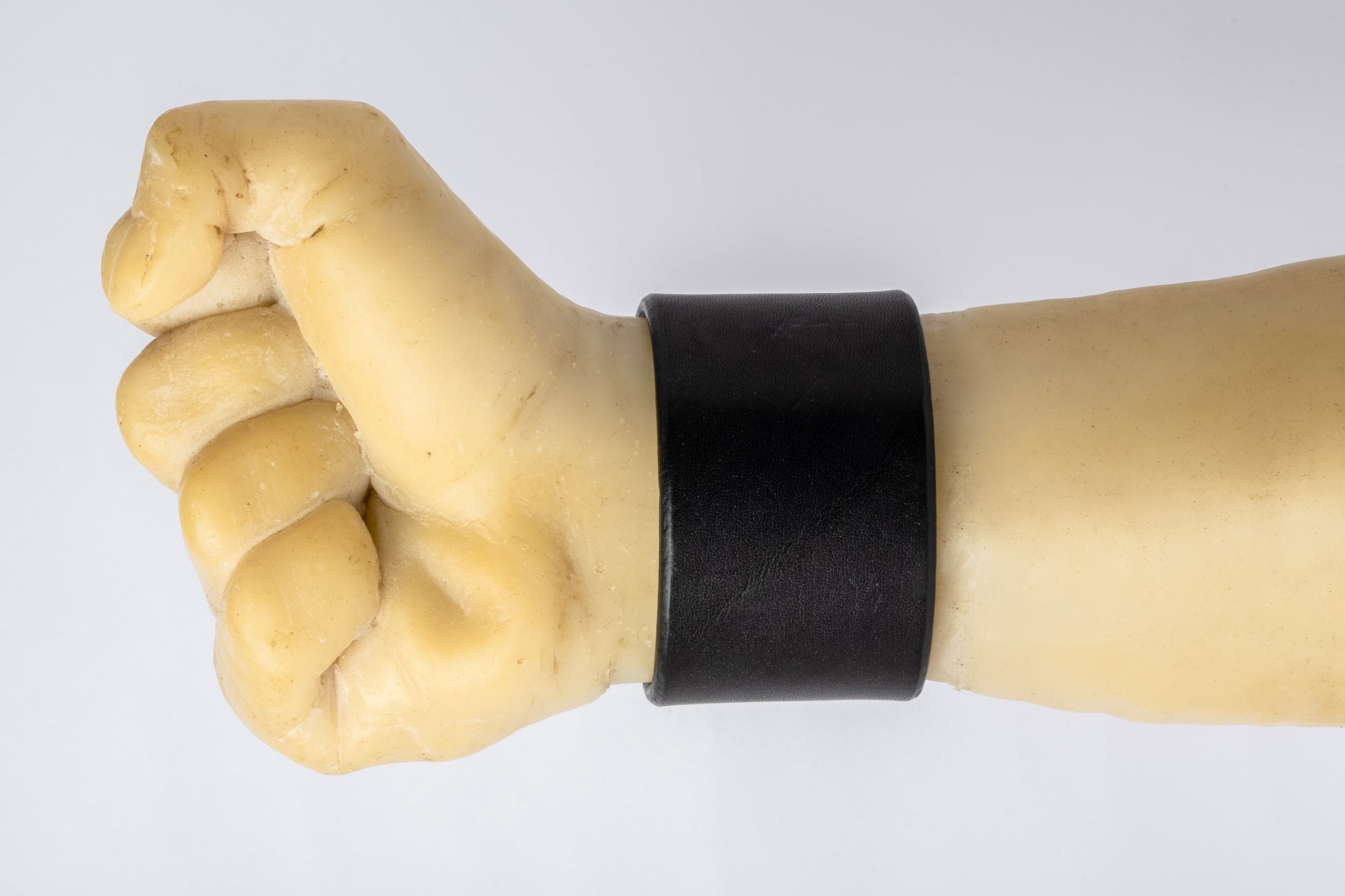 Box Lock Bracelet (Facet, Wide, BLK+KAS)