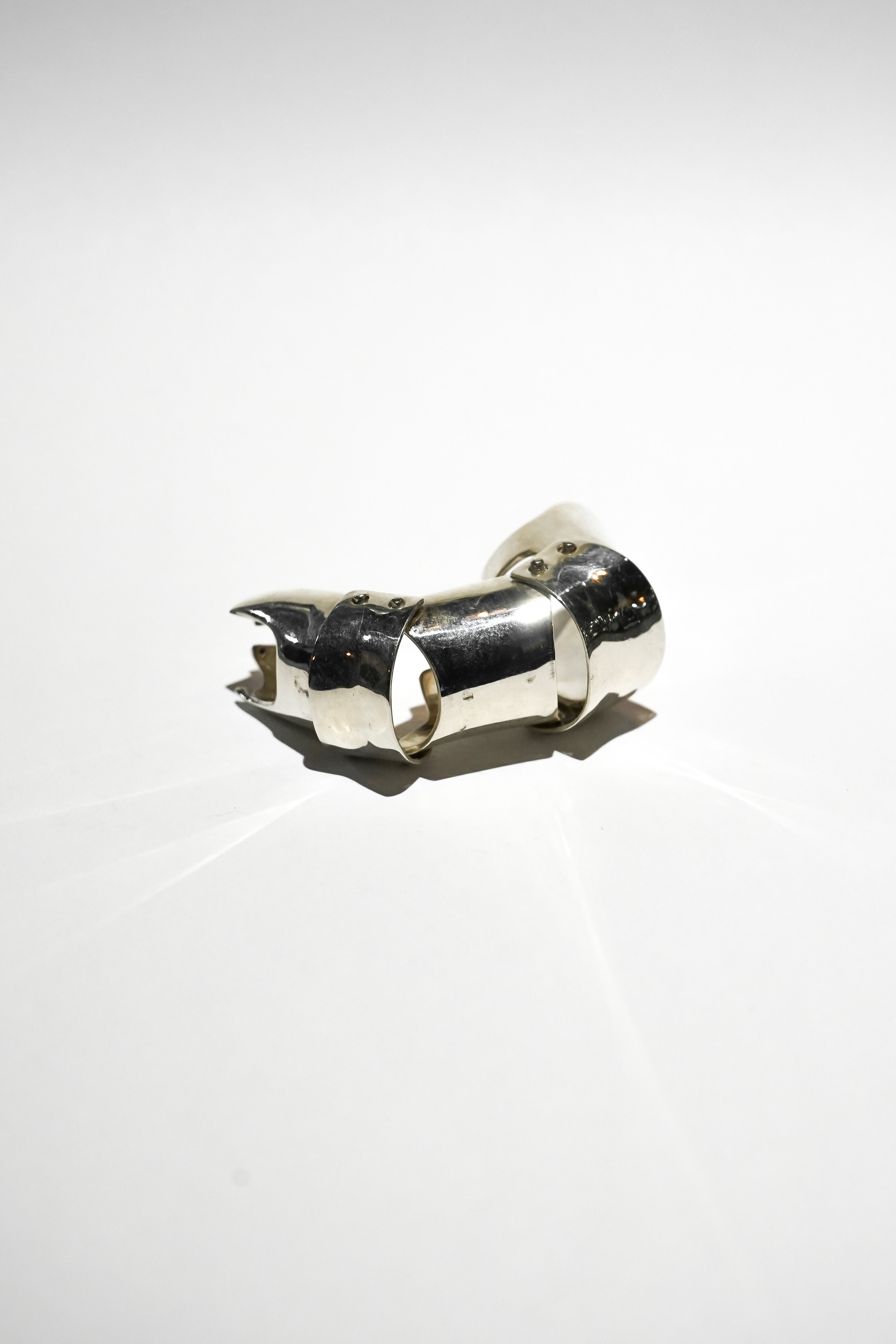 FULL FINGER RING WITHOUT NAIL