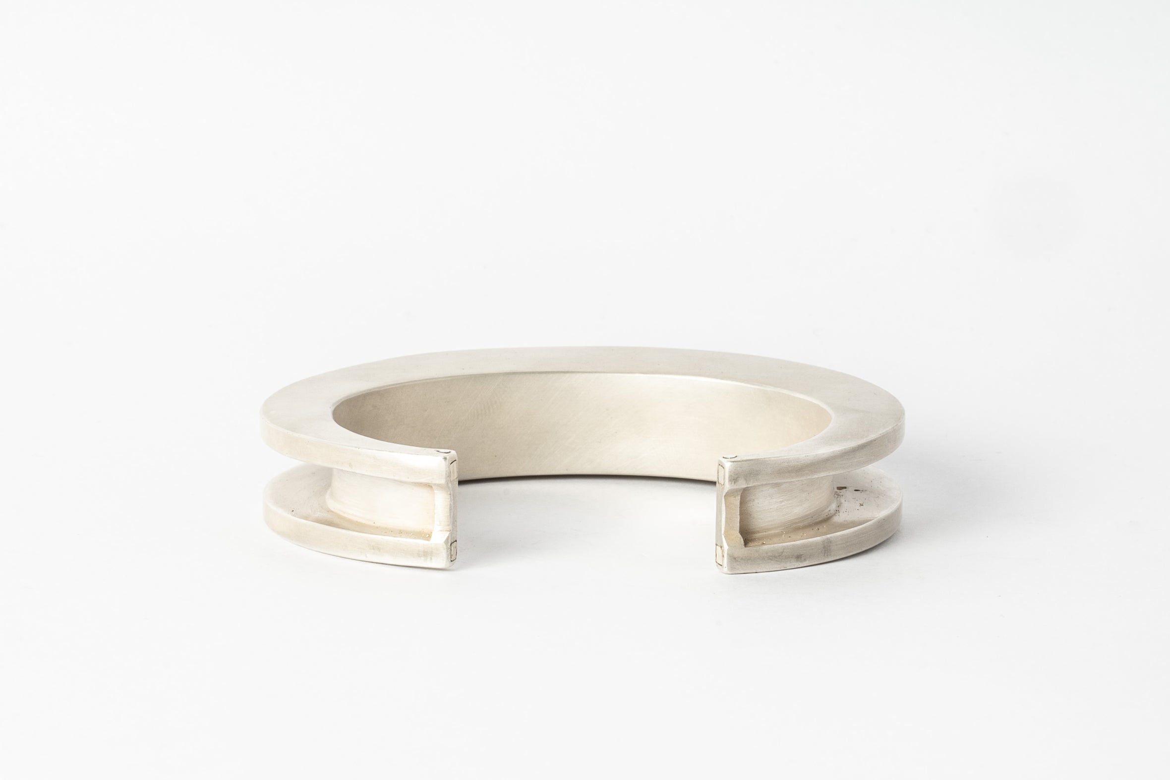 Crescent Channel Bracelet (15mm, AS)