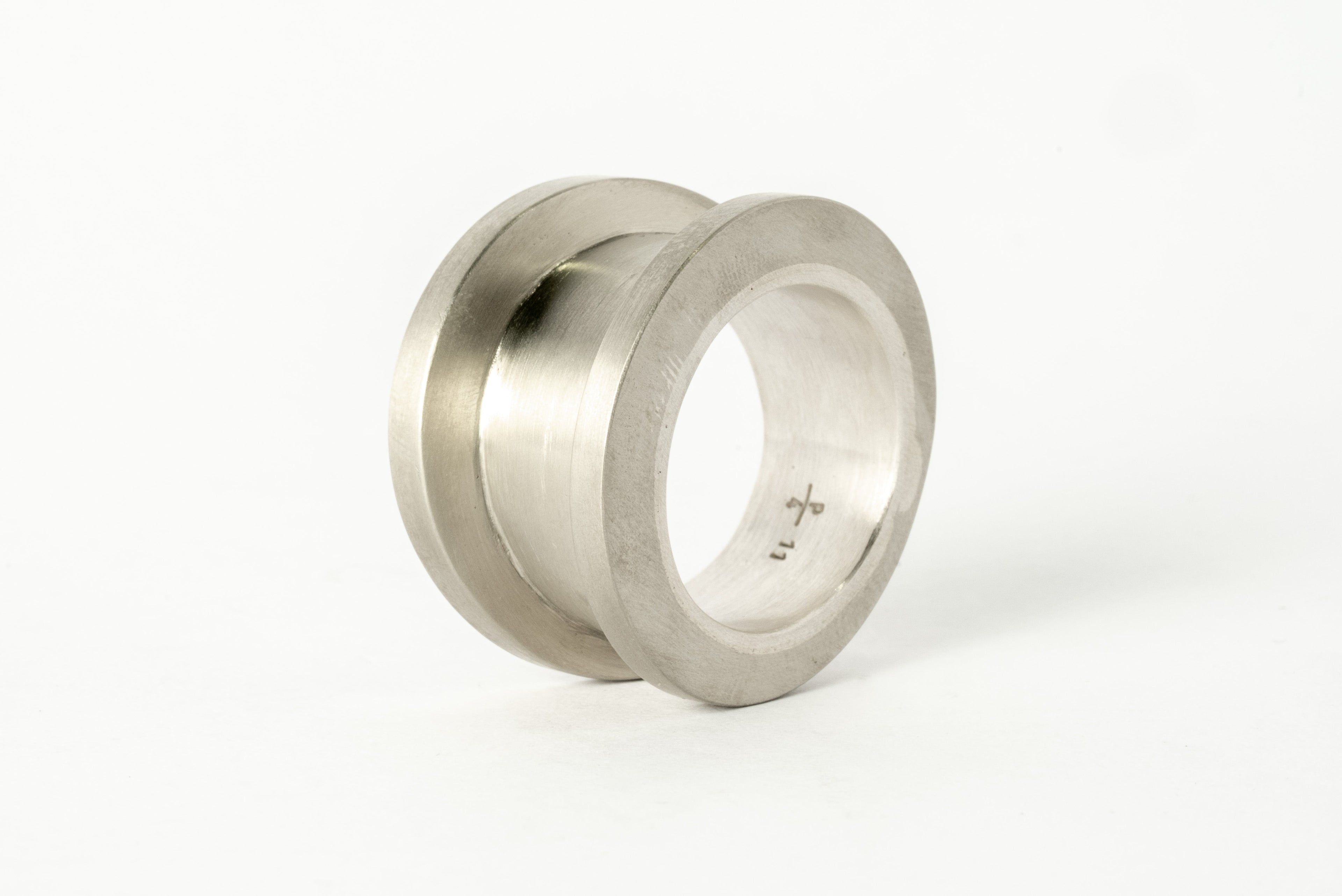 Chasm Ring v2 (Wide, MZA)