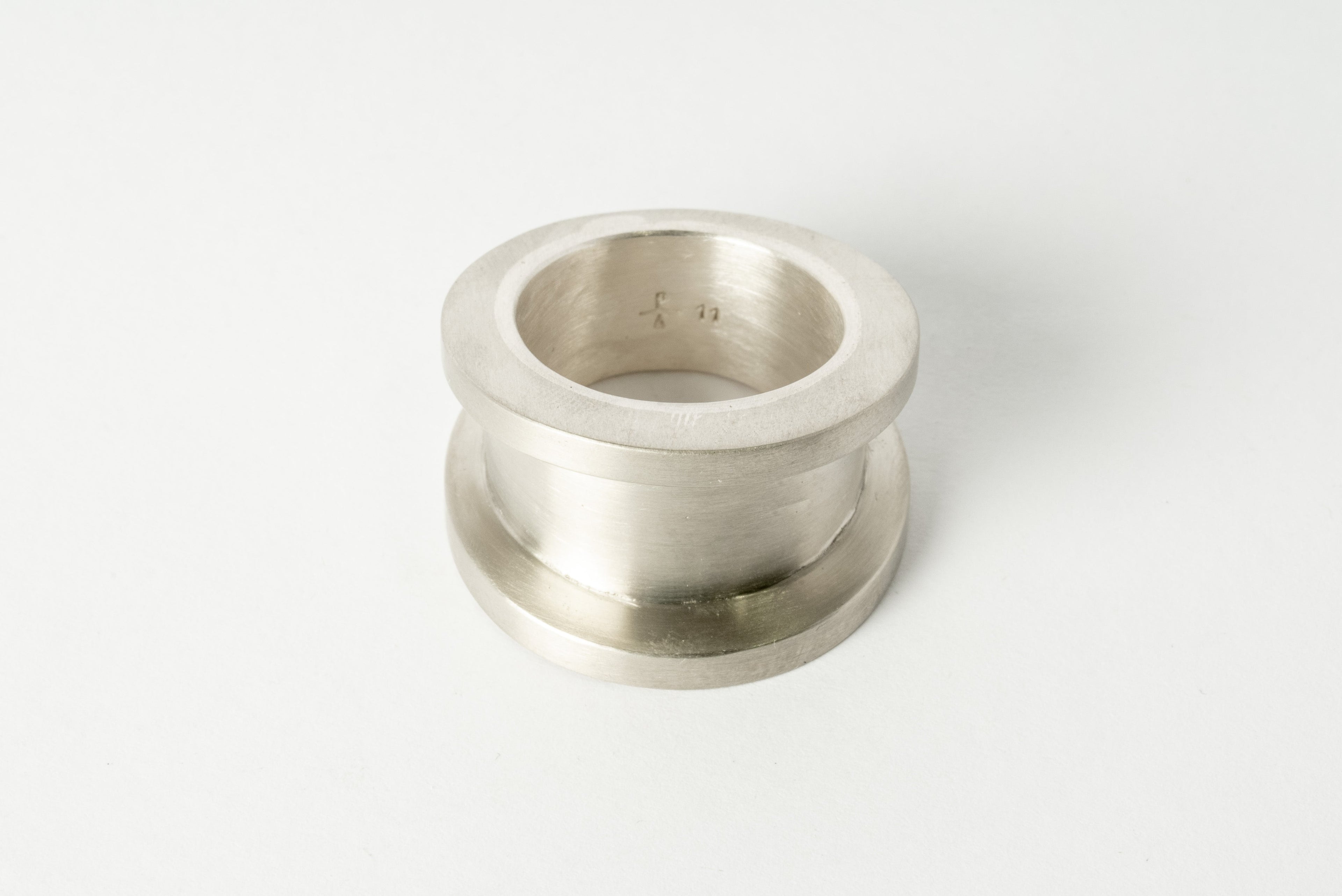 Chasm Ring v2 (Wide, MZA)
