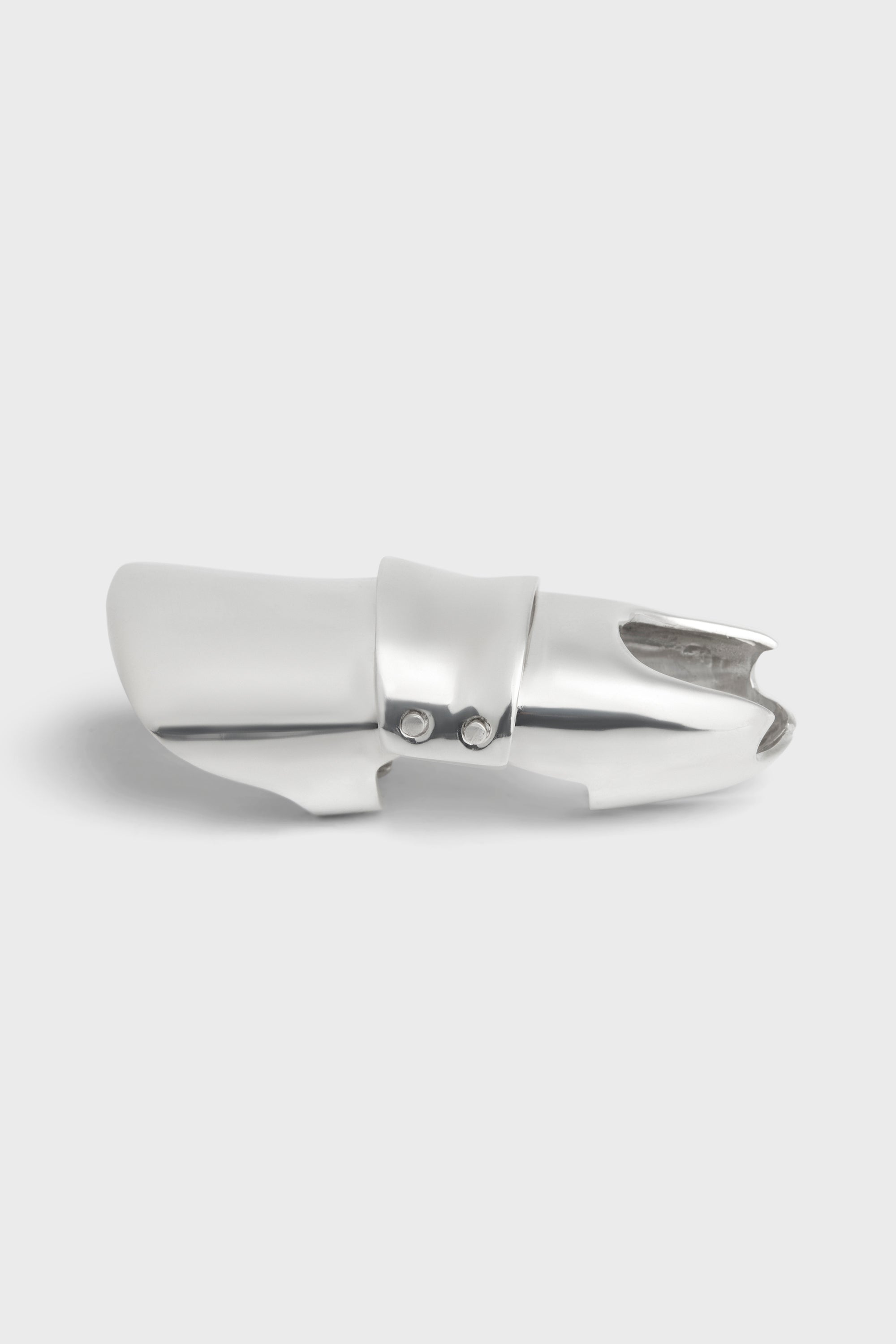 FINGERTIP WITH JOINT RING WITHOUT NAIL