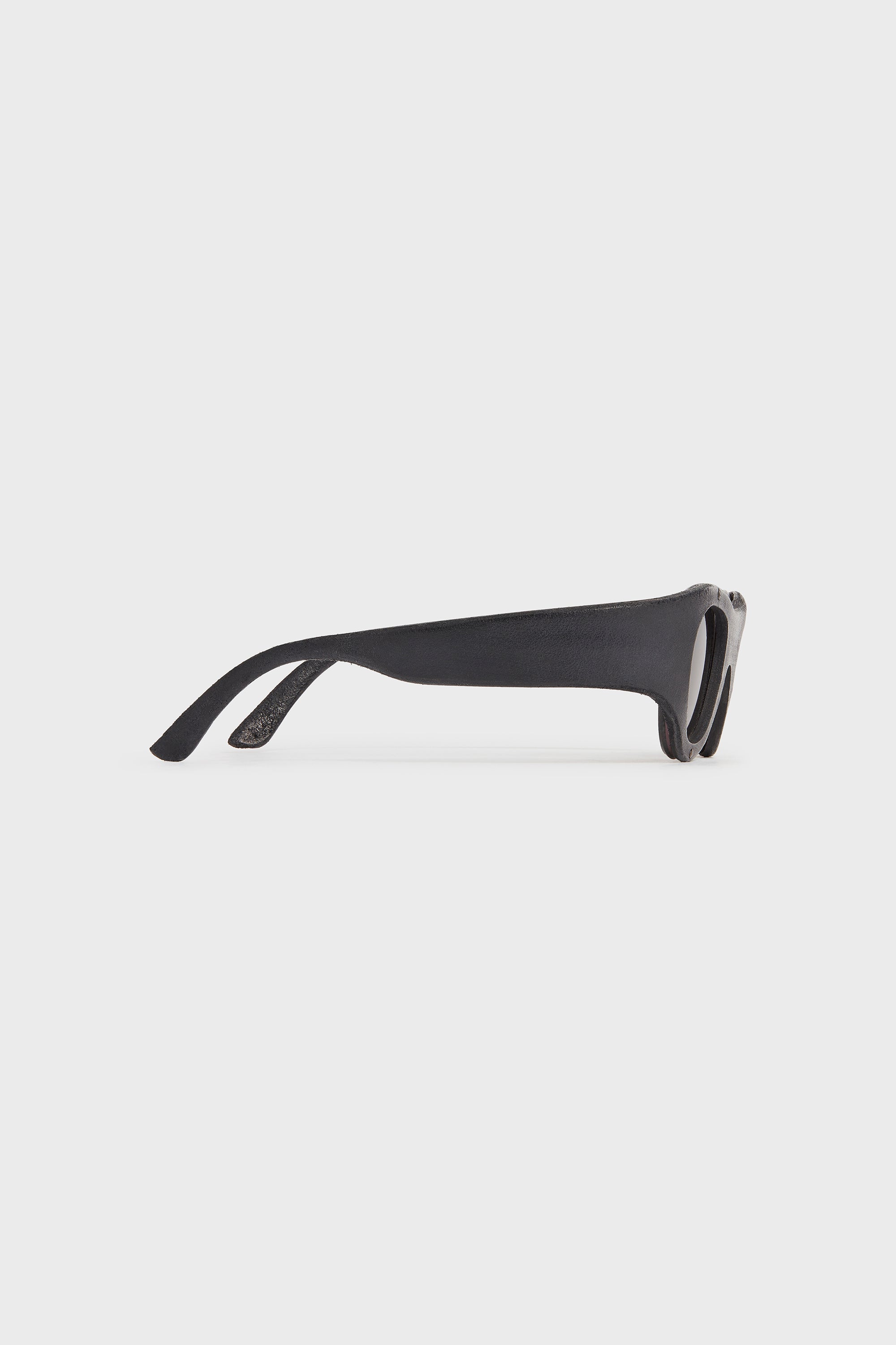 ONE PIECE LEATHER SUNGLASSES