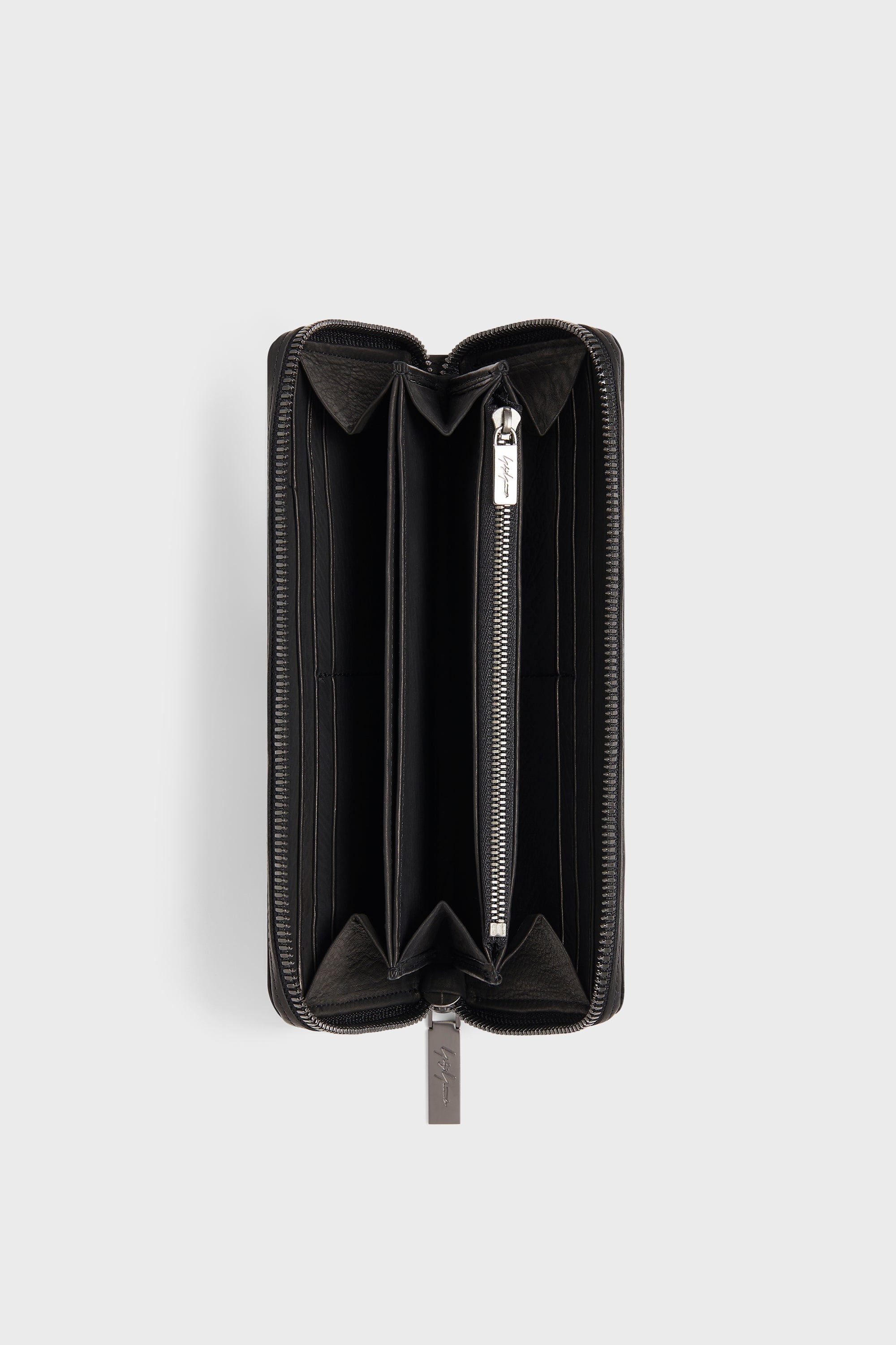 SLIM ROUND WALLET