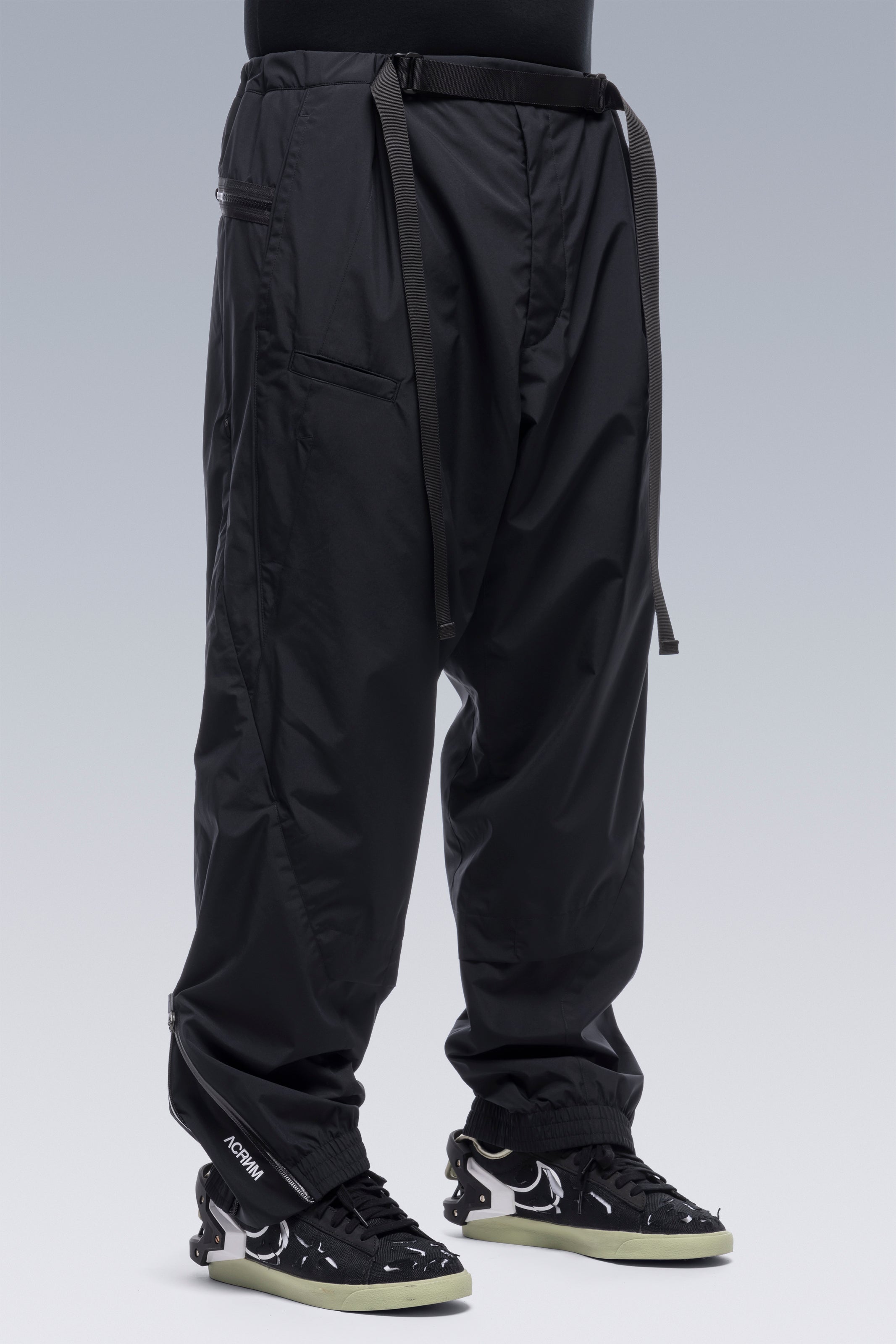 P53-WS 2L Gore-Tex® Windstopper® Insulated Vent Pants - Black