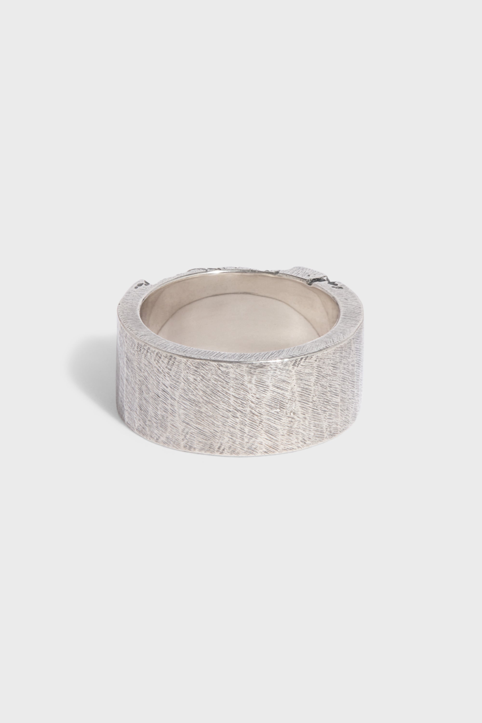 BROKEN STONES EDGE RING