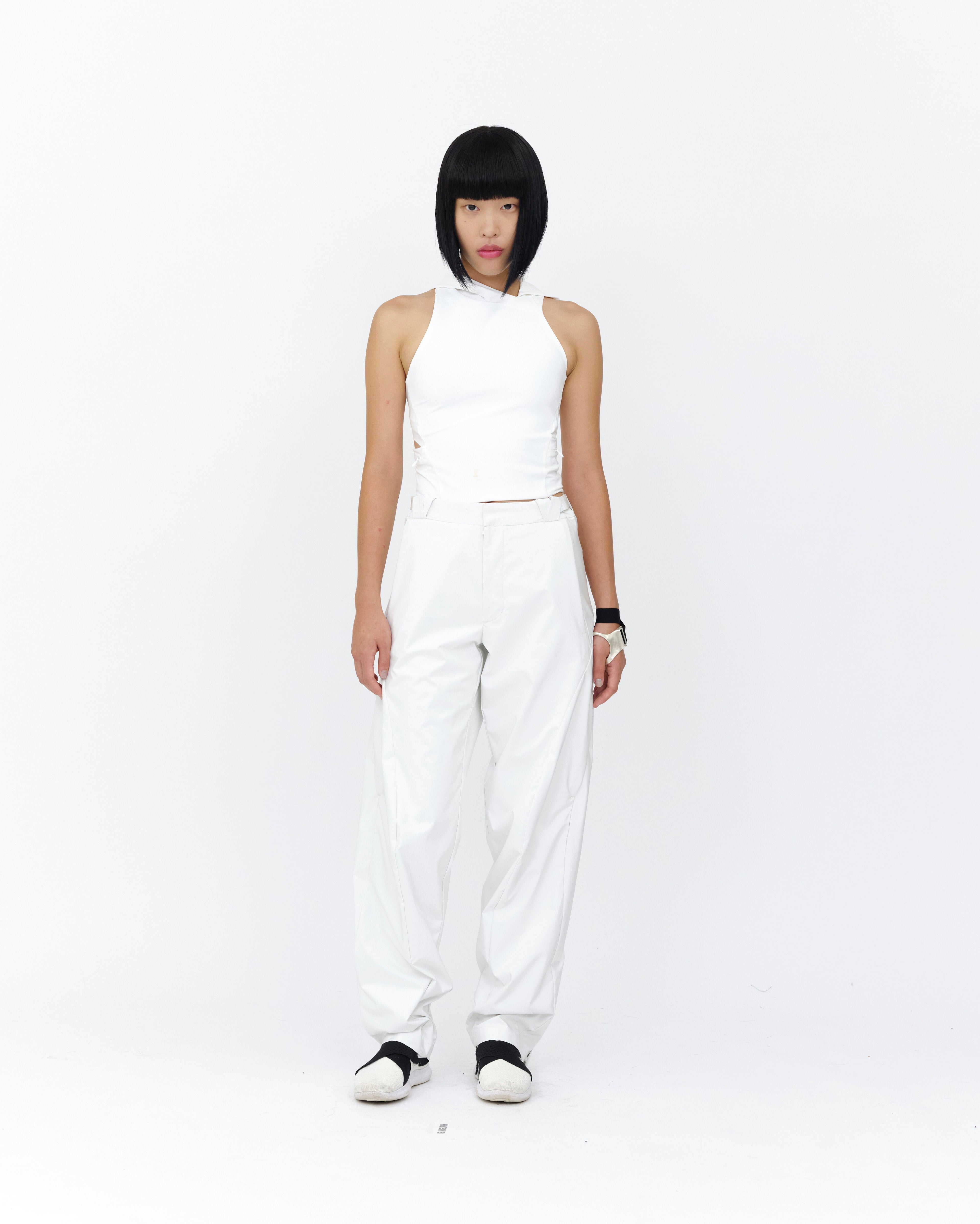 HOODED SLEEVELESS WHITE