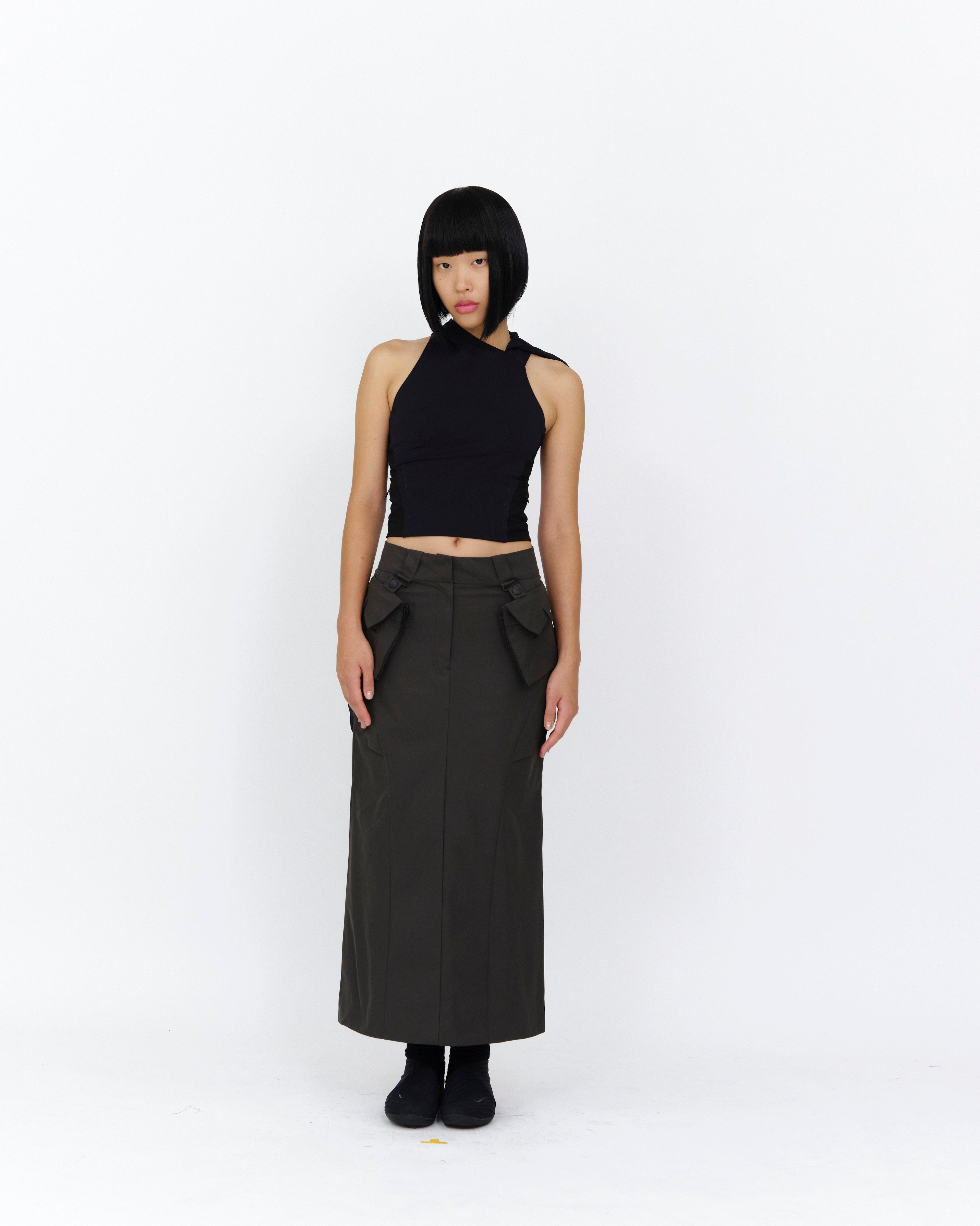 HOODED SLEEVELESS BLACK