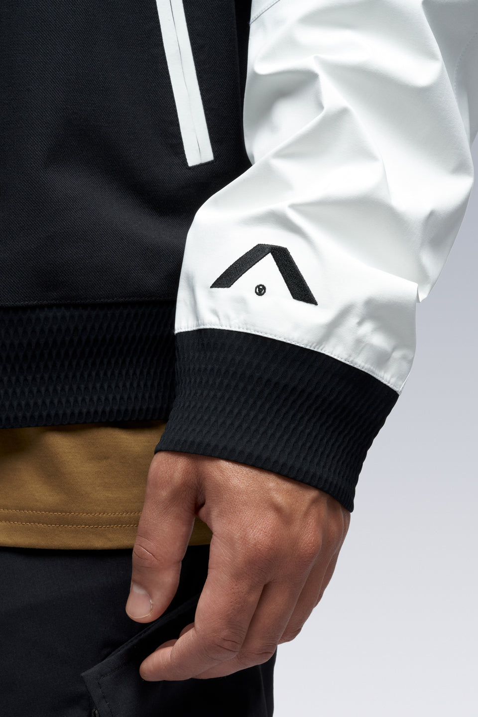 J94-VT 3L Varsity Jacket - BLACK/BLACK