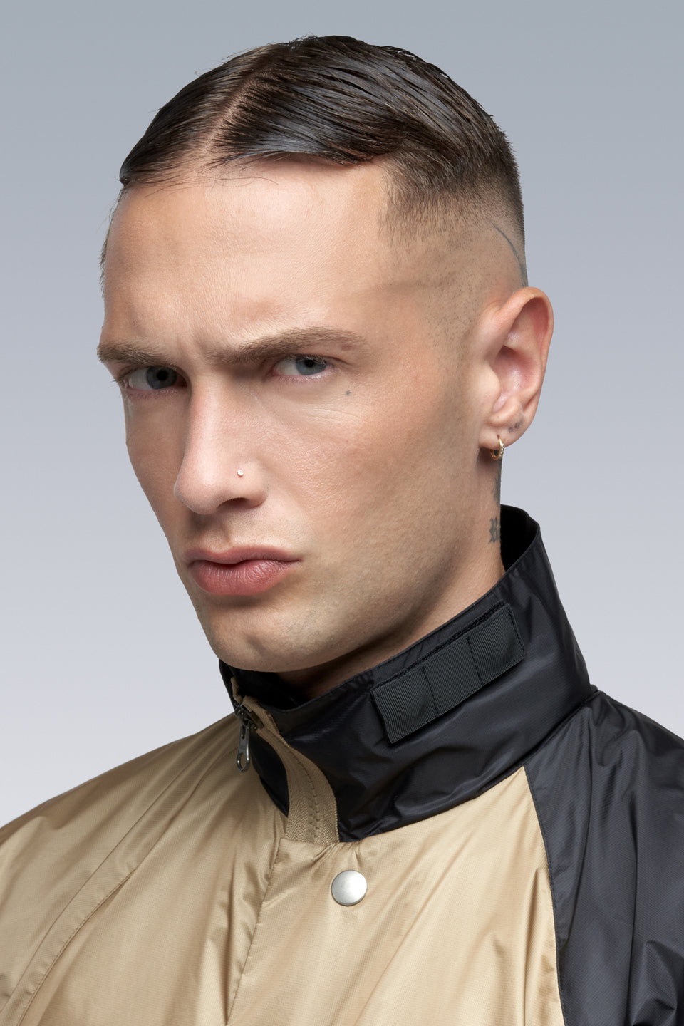 J95-WS 2L Gore-Tex Infinium™ Windstopper® Jacket - Black/Khaki