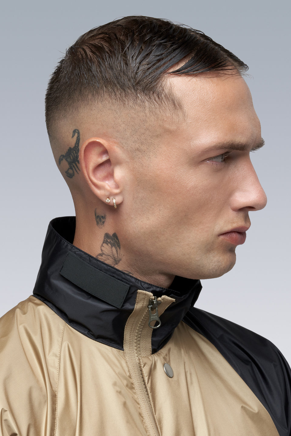 J95-WS 2L Gore-Tex Infinium™ Windstopper® Jacket - Khaki/Black
