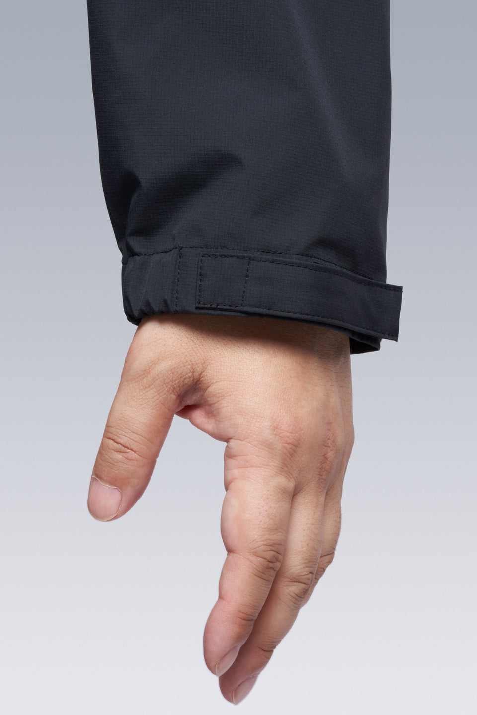 J96-GT 3L Gore-Tex Pro Jacket - BLACK