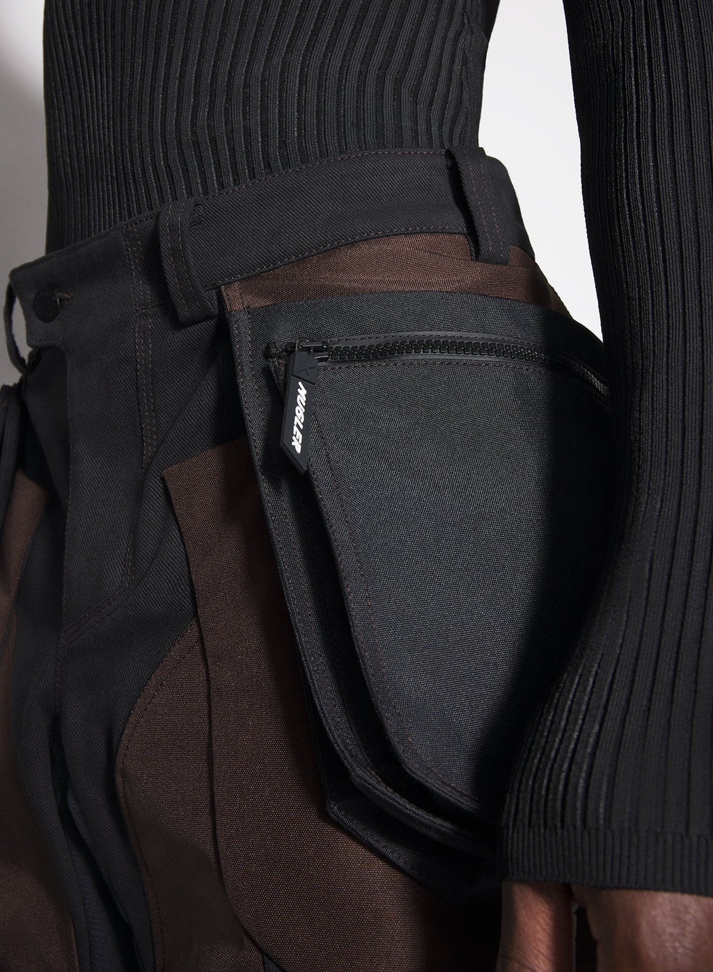 TECHNICAL FABRIC CARGO SHORTS