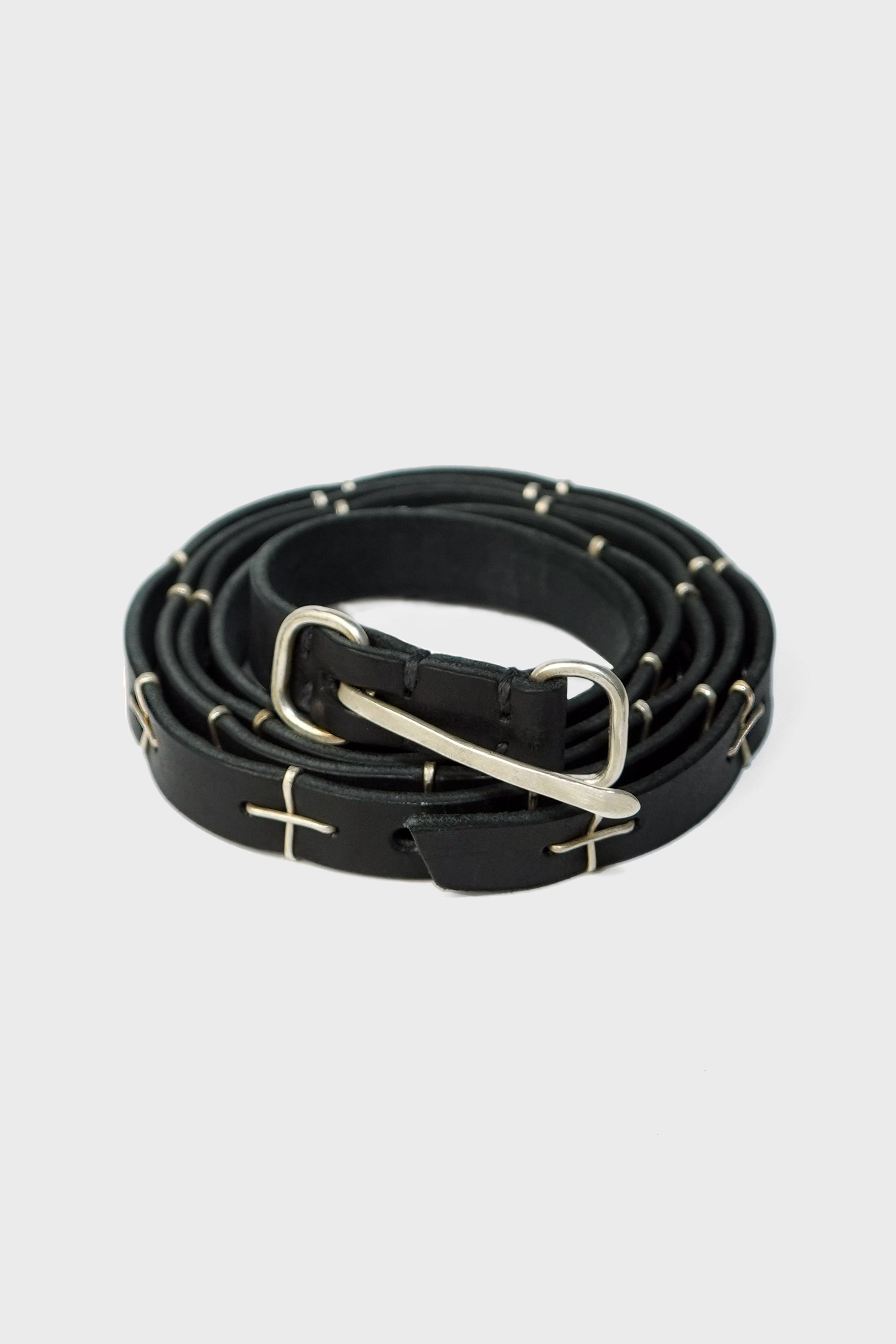 "'+" STUDDED DOUBLE OVAL BUCKLE THIN BELT