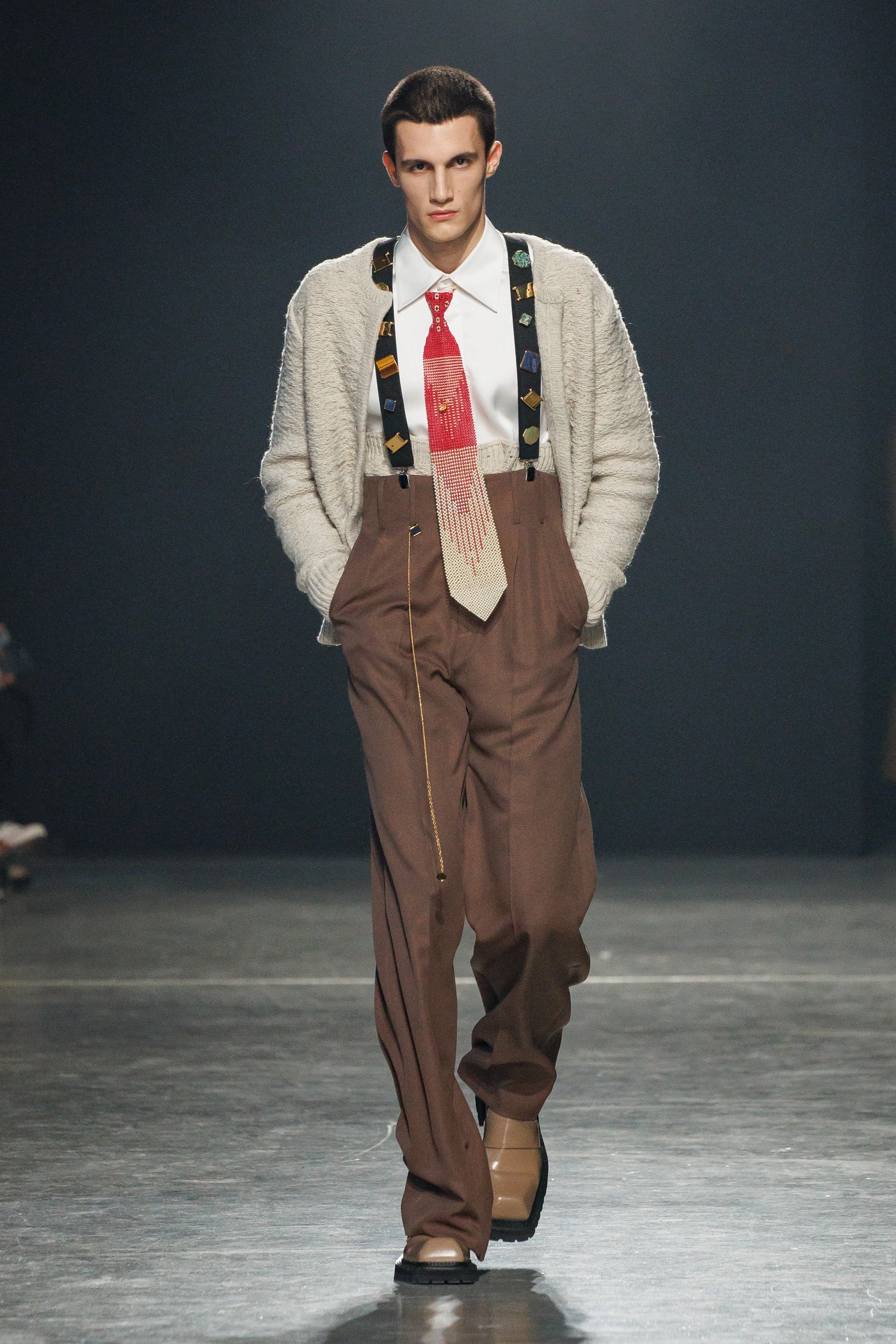 LIGHT BROWN DOUBLE PLEATED TROUSERS