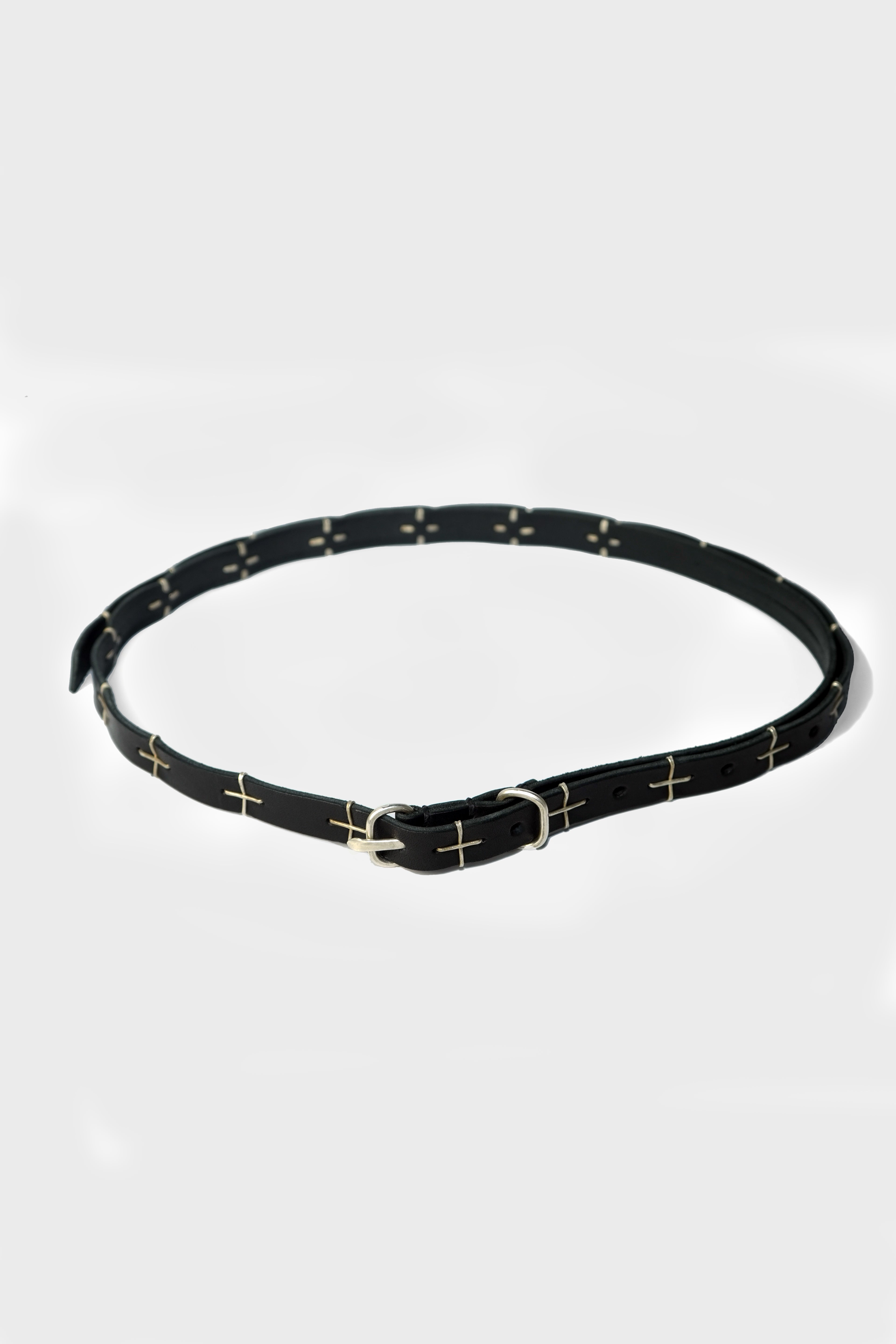 "'+" STUDDED DOUBLE OVAL BUCKLE THIN BELT