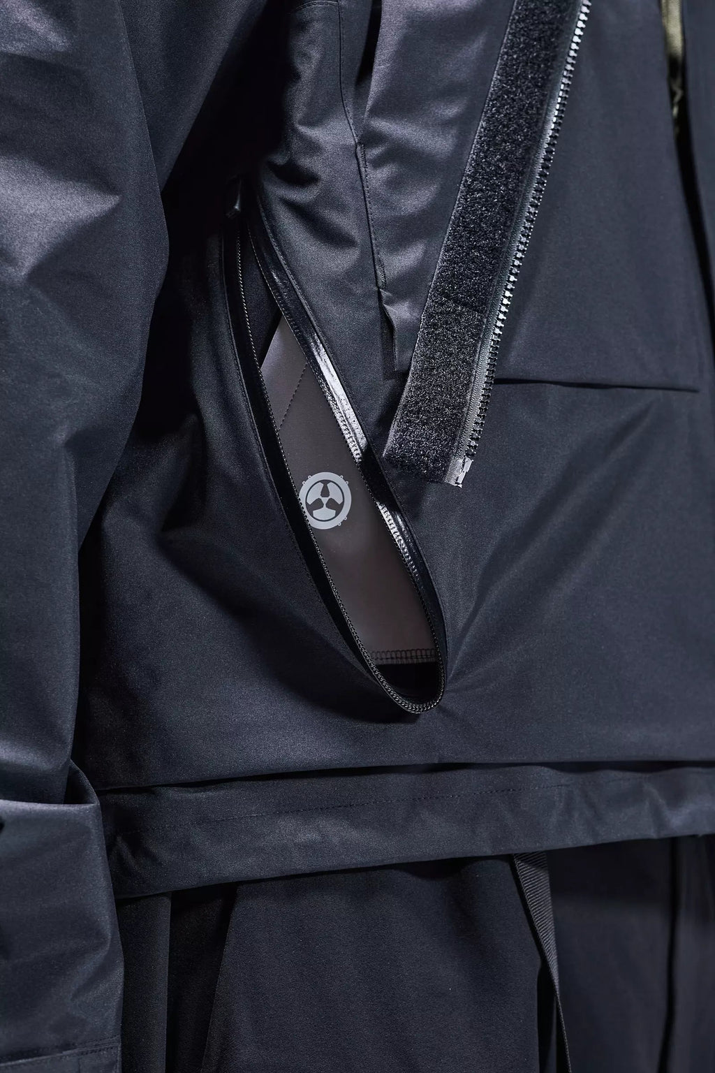J14-GT 3L Gore-Tex Interops Jacket - Hellgrau