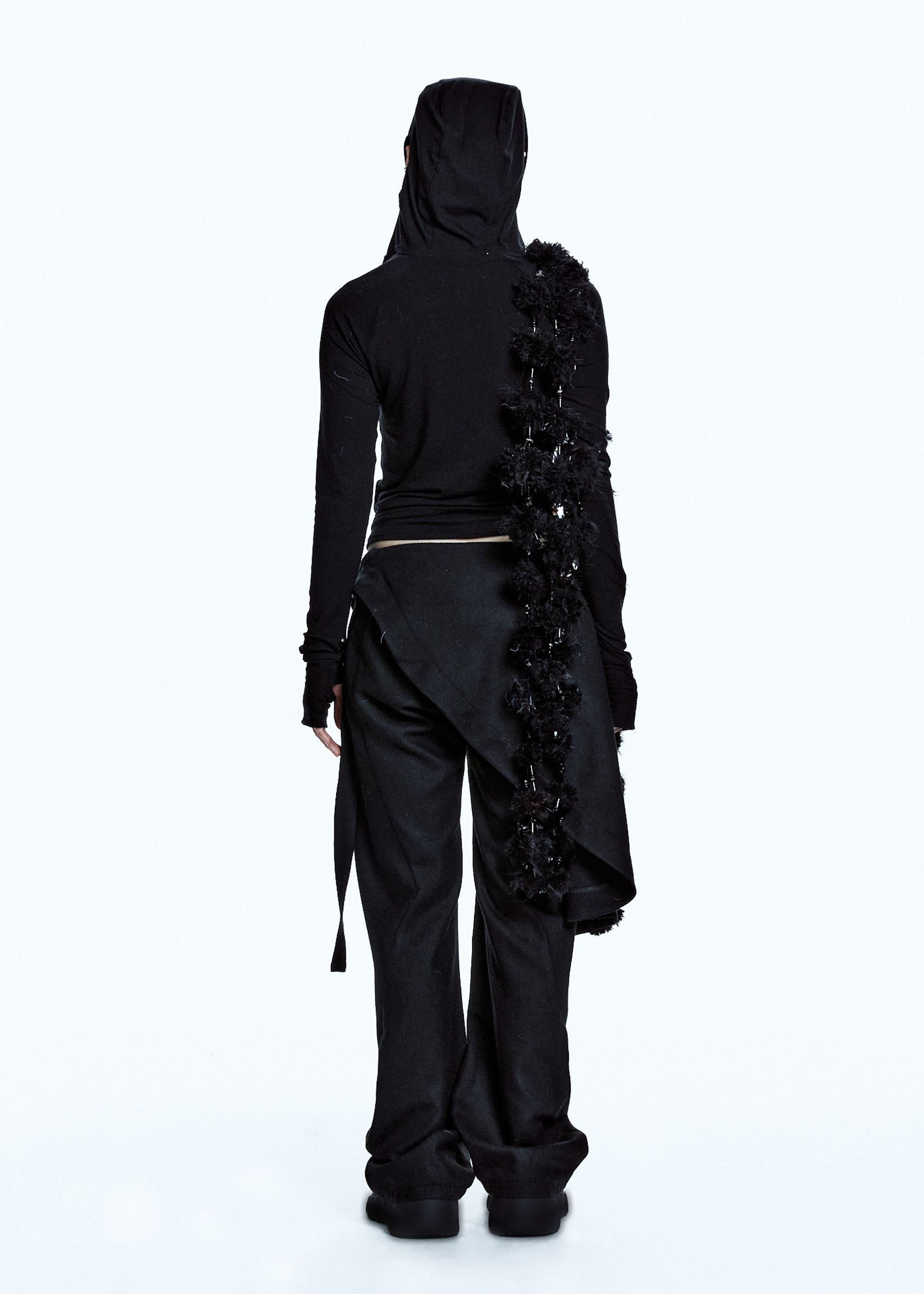 HOODED SHIRRING TOP