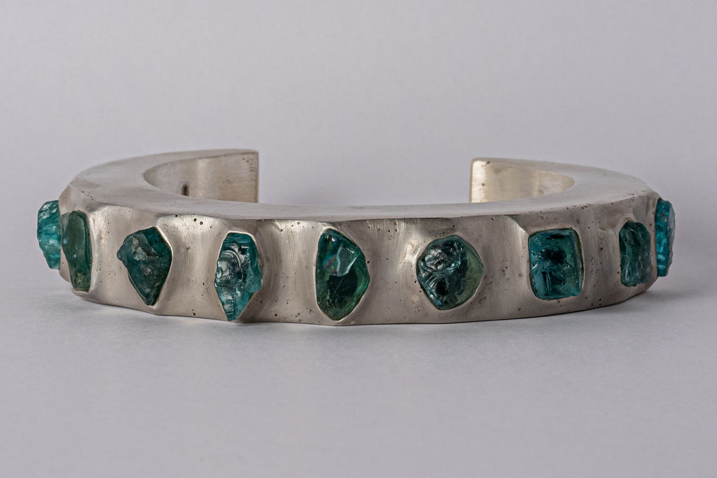 Crescent Bracelet (Terrestrial Surfaced, Neon Apatite, 15mm)