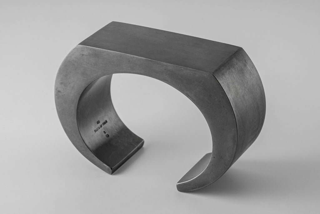 Crescent Plane Bracelet (30mm, KA)