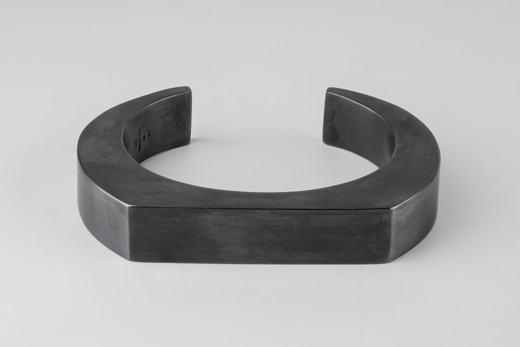 Crescent Plane Bracelet (15mm, KA)