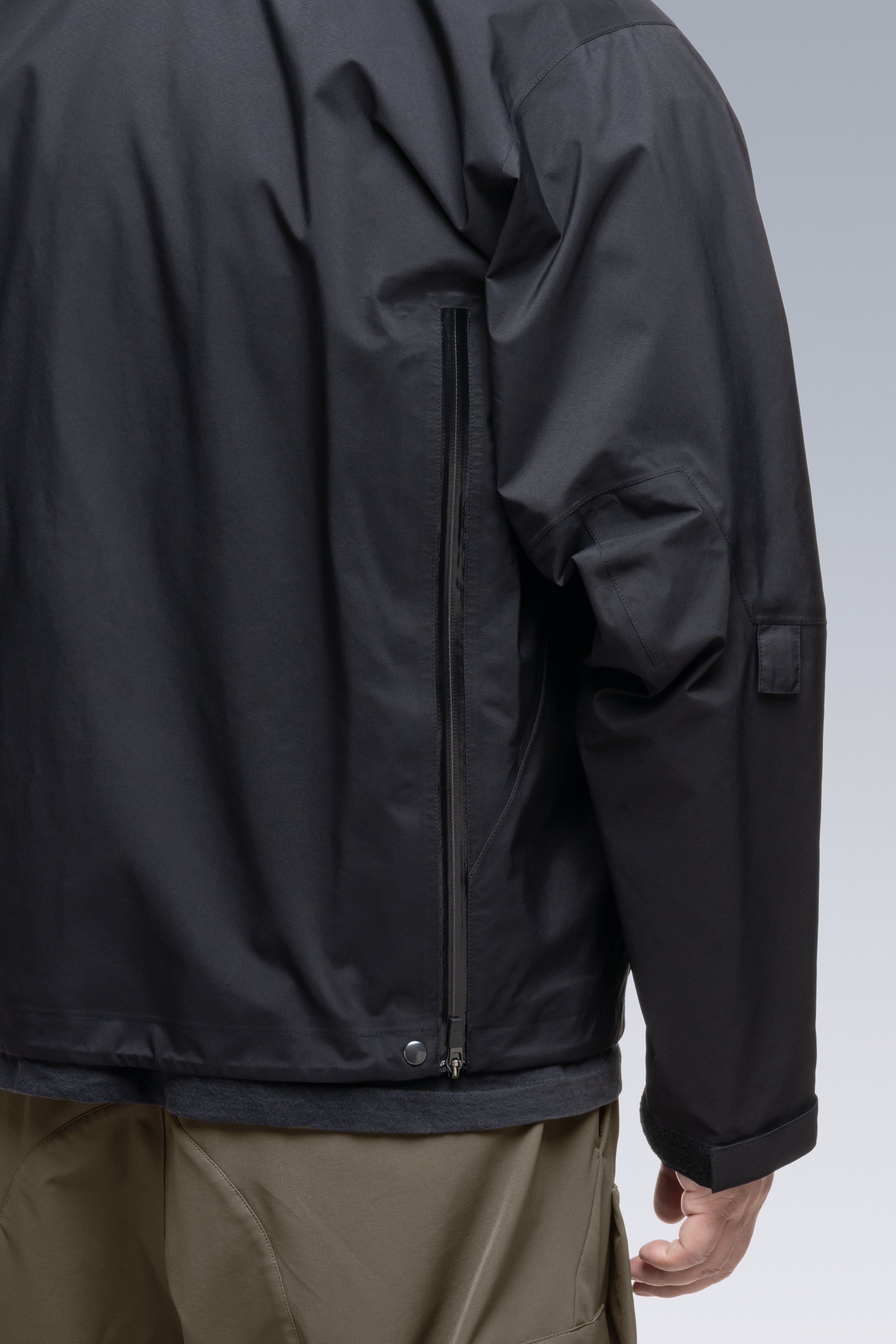 J101-GT 3L Gore-Tex Pro Interops Jacket - Black