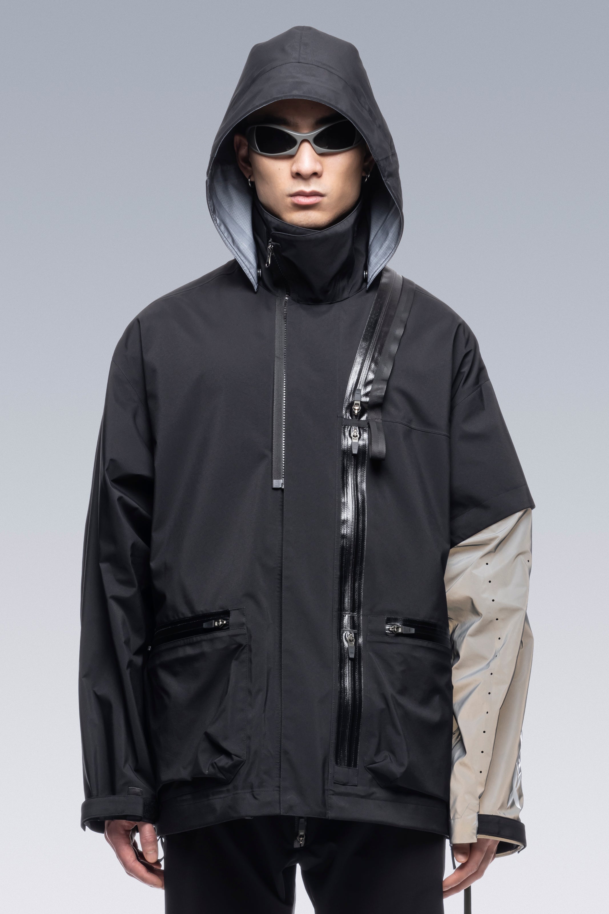 J115-GT 3L Gore-Tex Pro Interops Jacket - Black/Silver