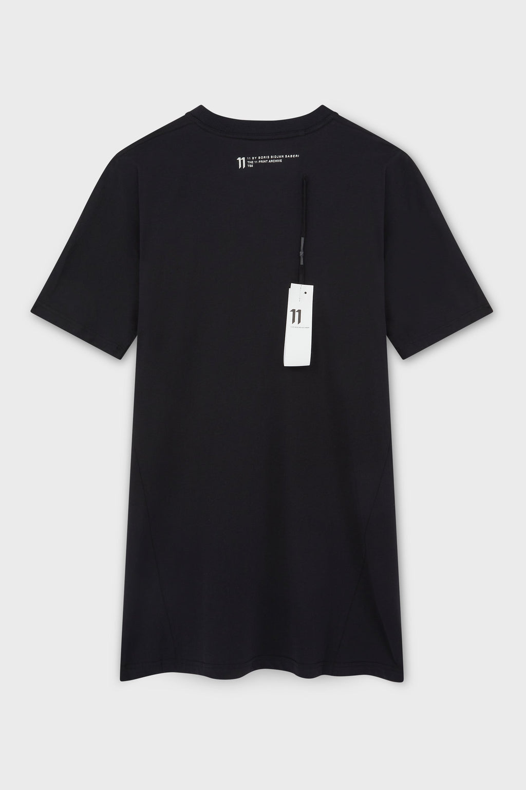 BLACK FIST OBJECT DYE TSHIRT