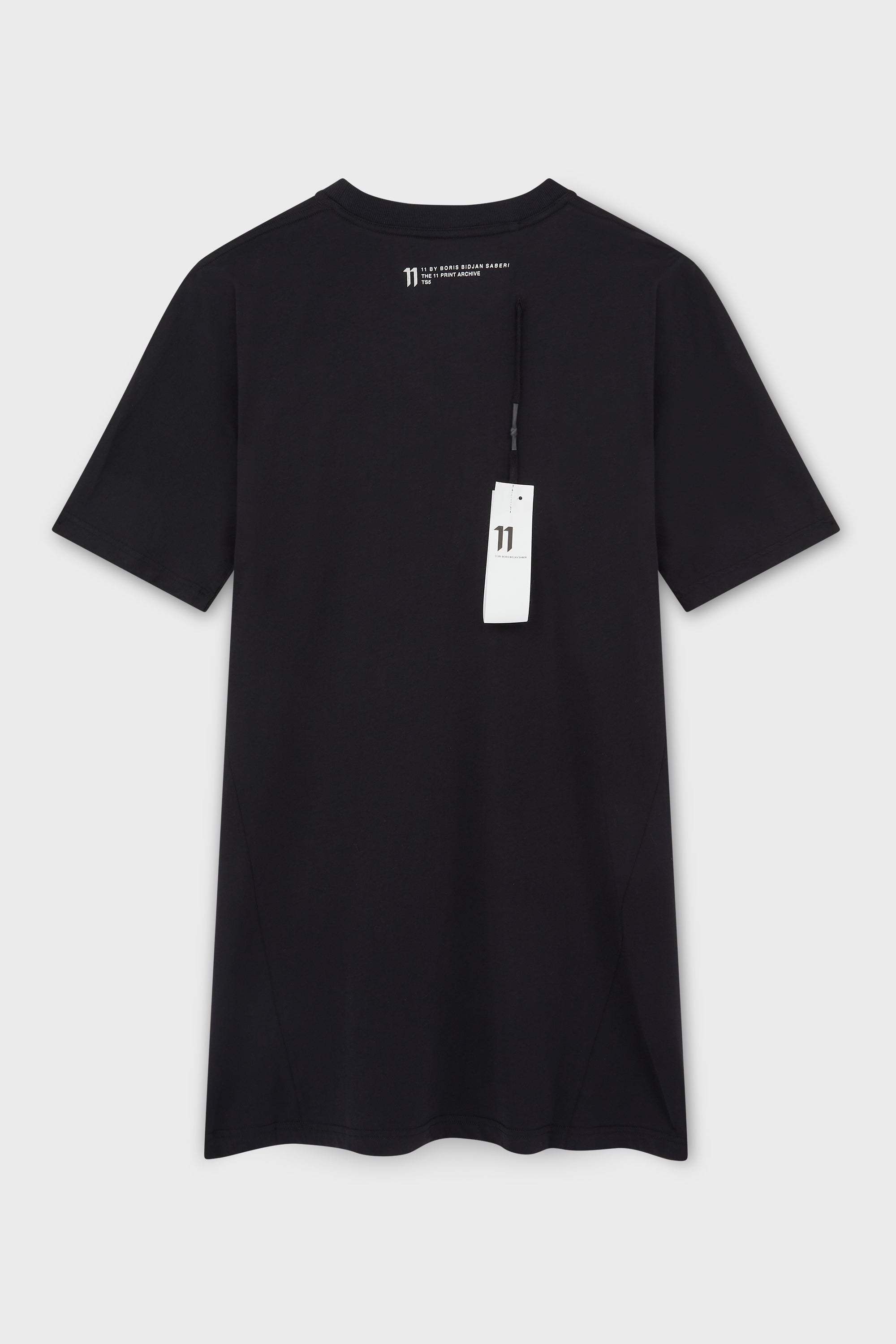 BLACK FIST OBJECT DYE TSHIRT