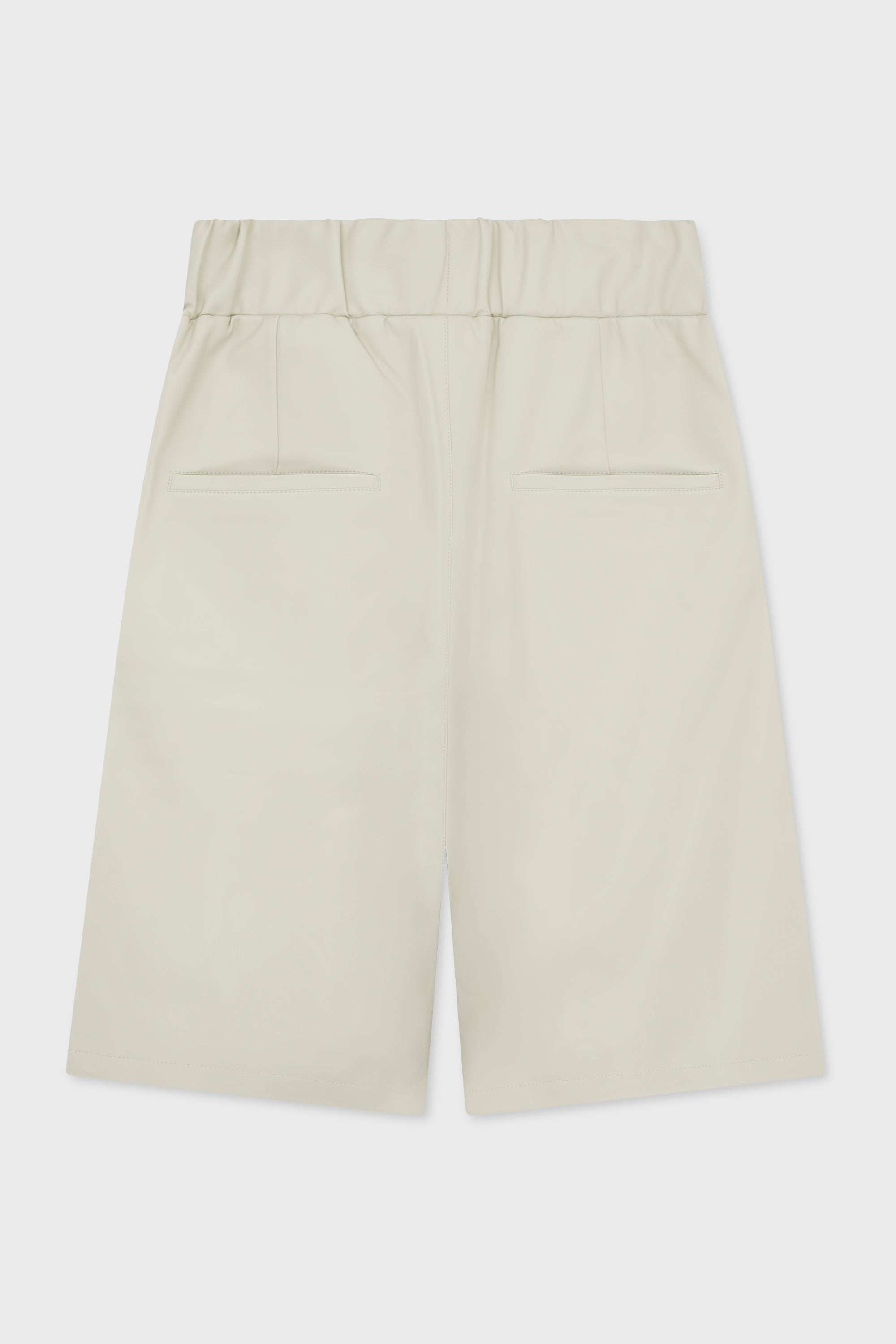 WHITE SHORTS