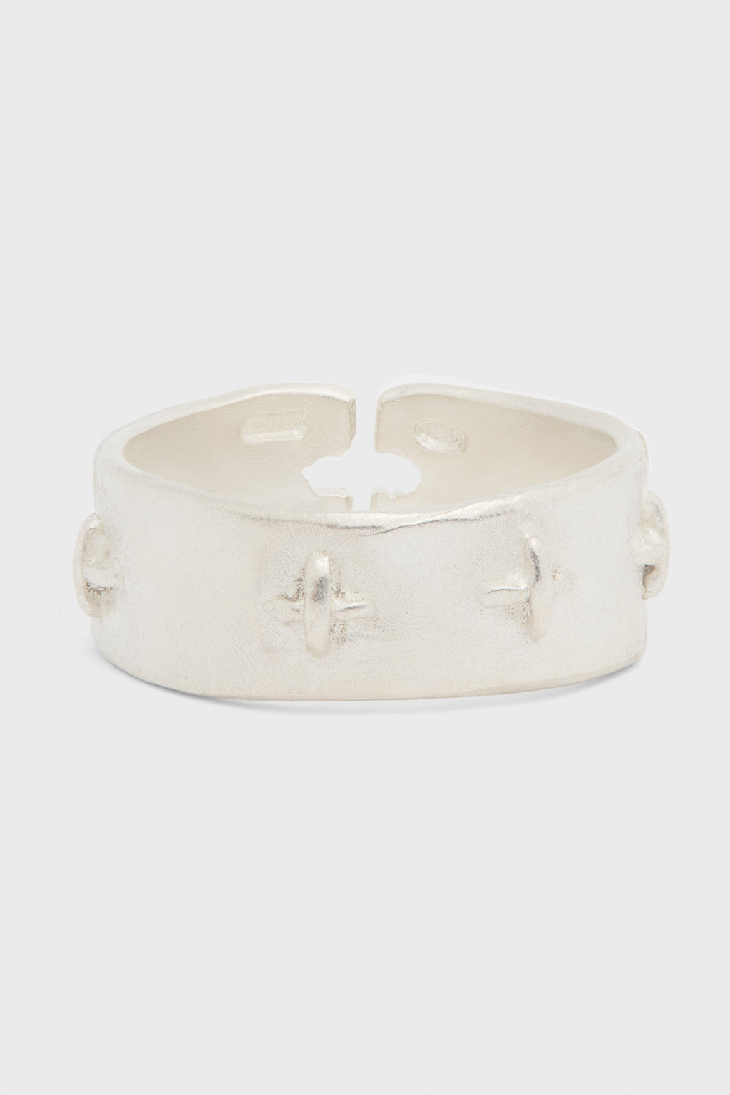 SILVER STITCHED MULTIPLE CROSS RING