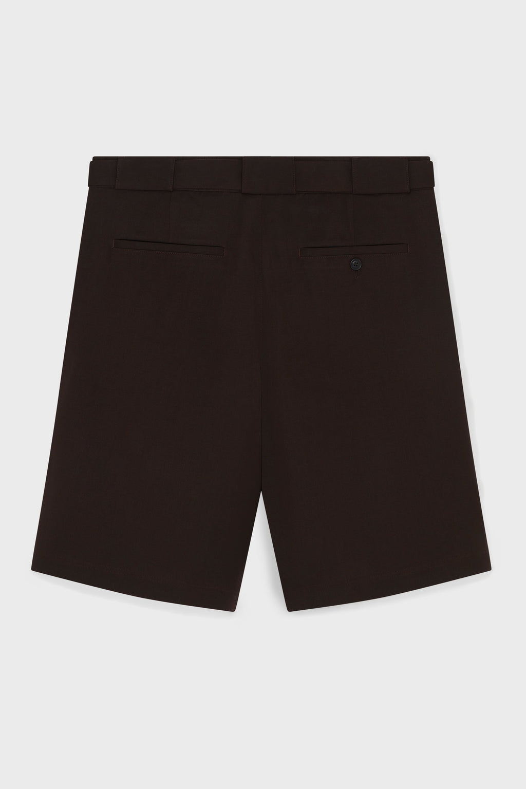 LARGE SHORTS WITH BOX PLEATS AND BELT