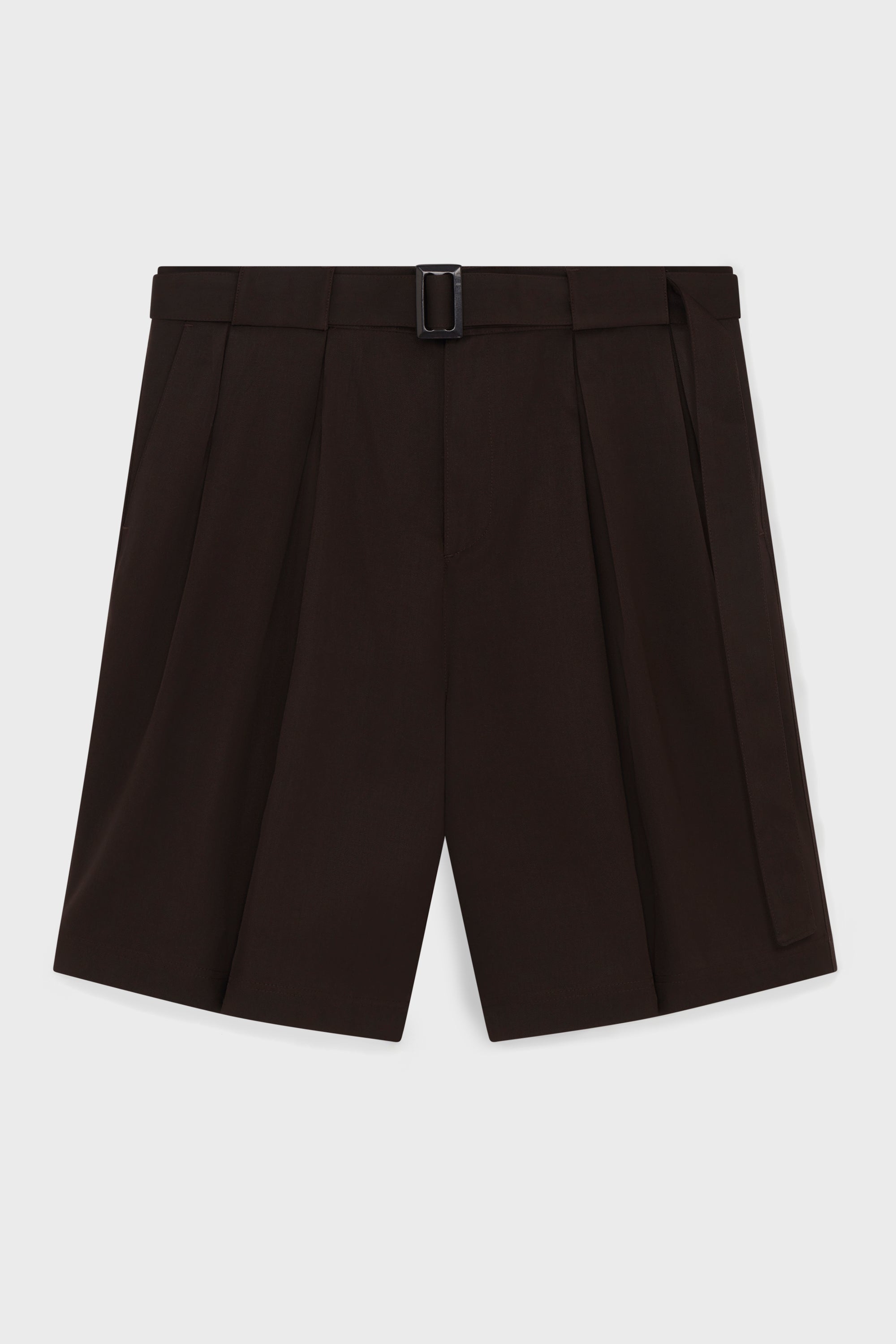 LARGE SHORTS WITH BOX PLEATS AND BELT