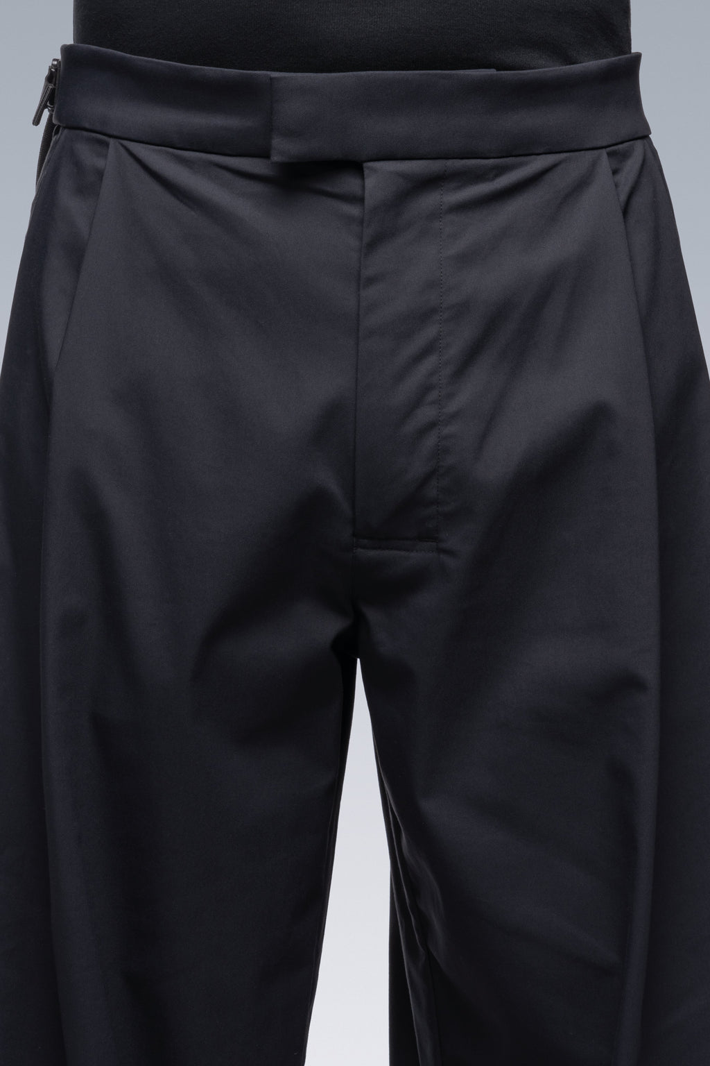 P48-CH Micro Twill Pleated Trouser - Schwarzgrün