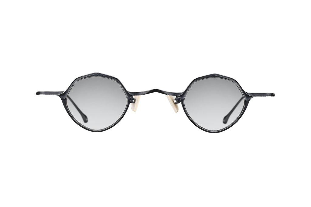 X KAMONUJ VINTAGE BLACK + BLACK SUNGLASSES