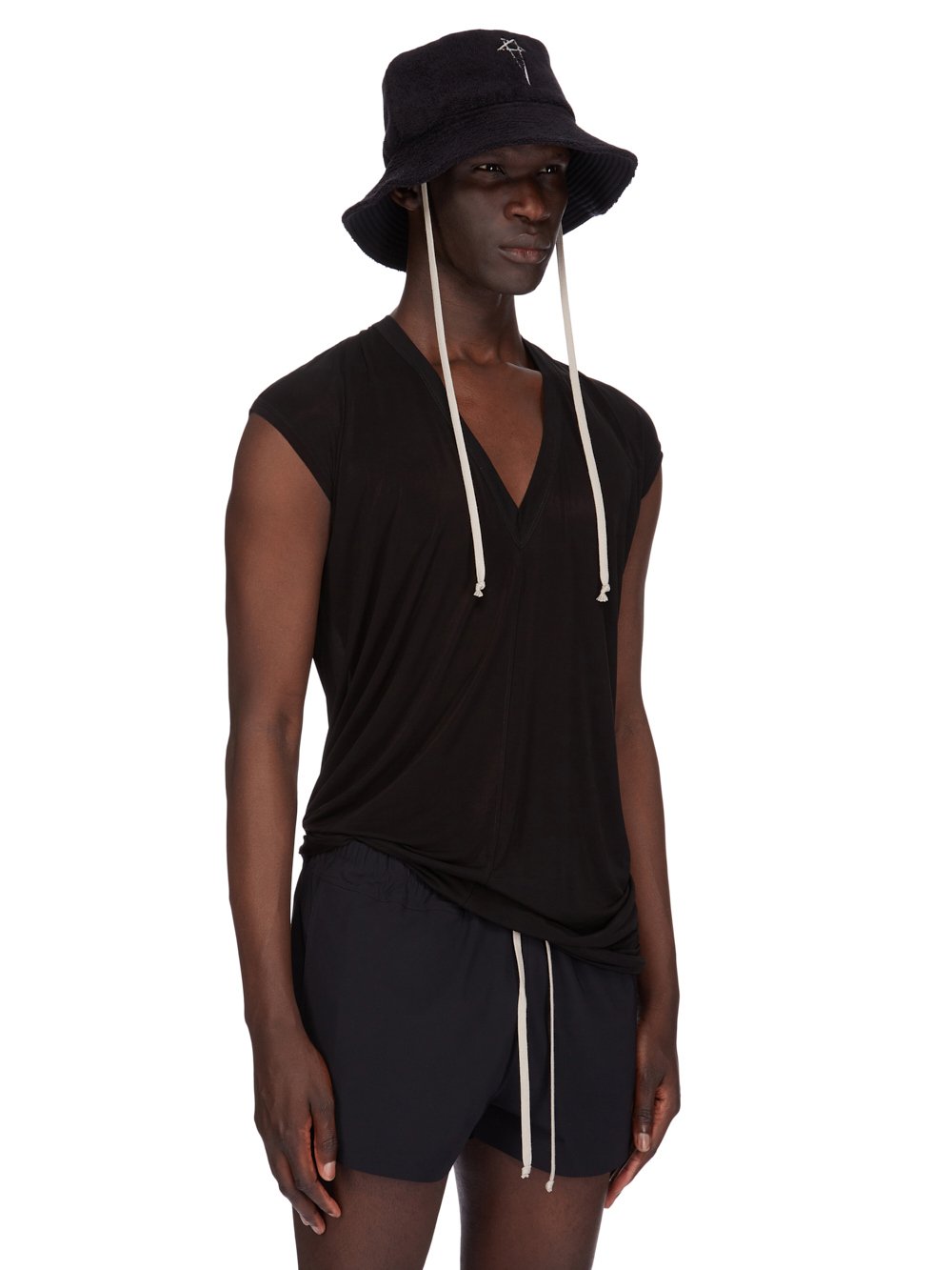 BEACH HAT BLACK/PEARL