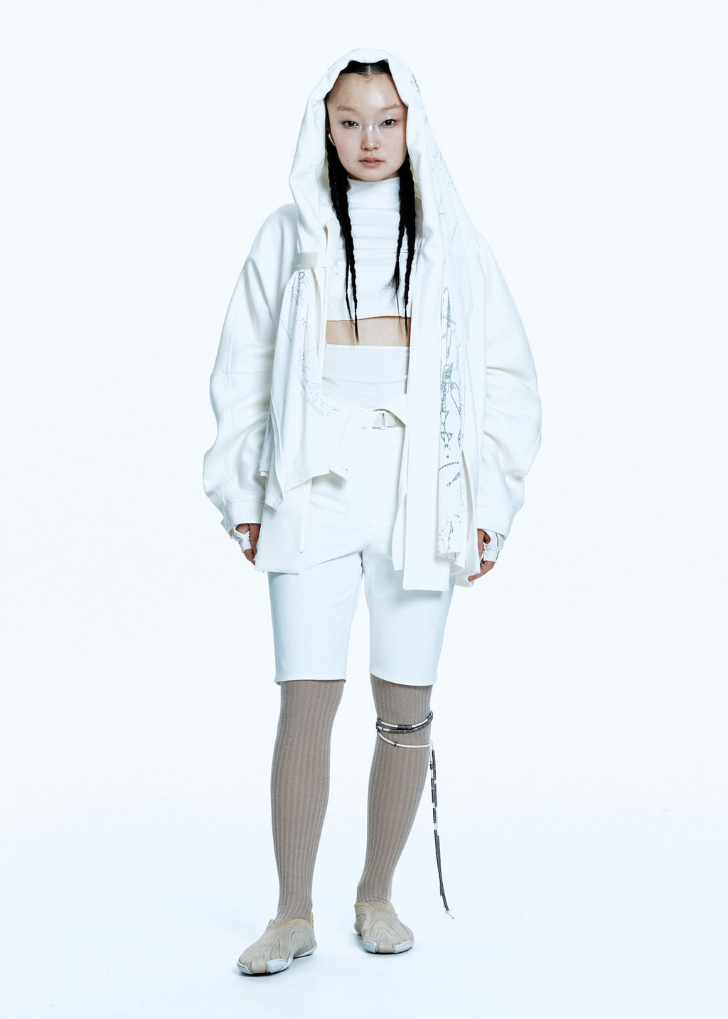 HOODED JAKCET w/ GRAPHIC MUFFLER IVORY